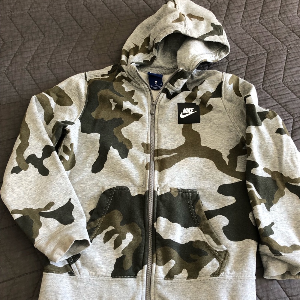 Boys Nike Camo Hoodie